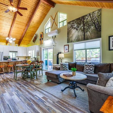 Groveland Home - Walk To Pine Mountain Lake! Exterior photo